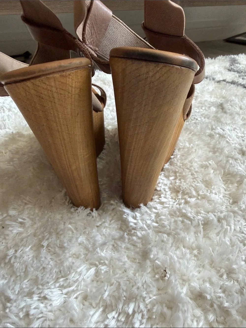 Steve Madden Beige/Tan Platform Wedge Sandals. Pre owned. Signs of wear.